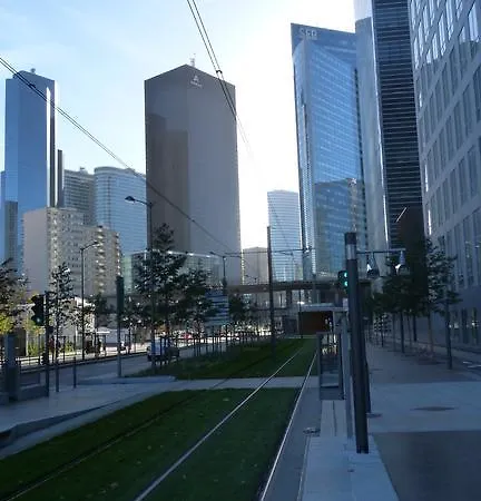 アパート Studio Standing La Defense クルブヴォア